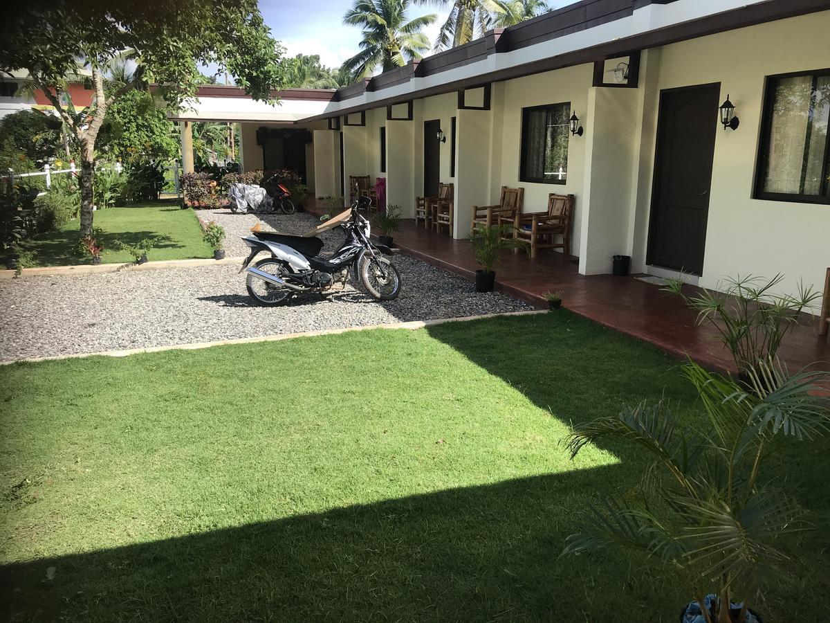 Irish Lodge Panglao Island Exterior photo