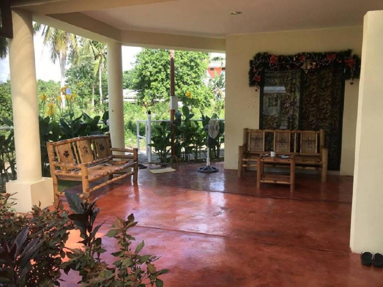 Irish Lodge Panglao Island Exterior photo